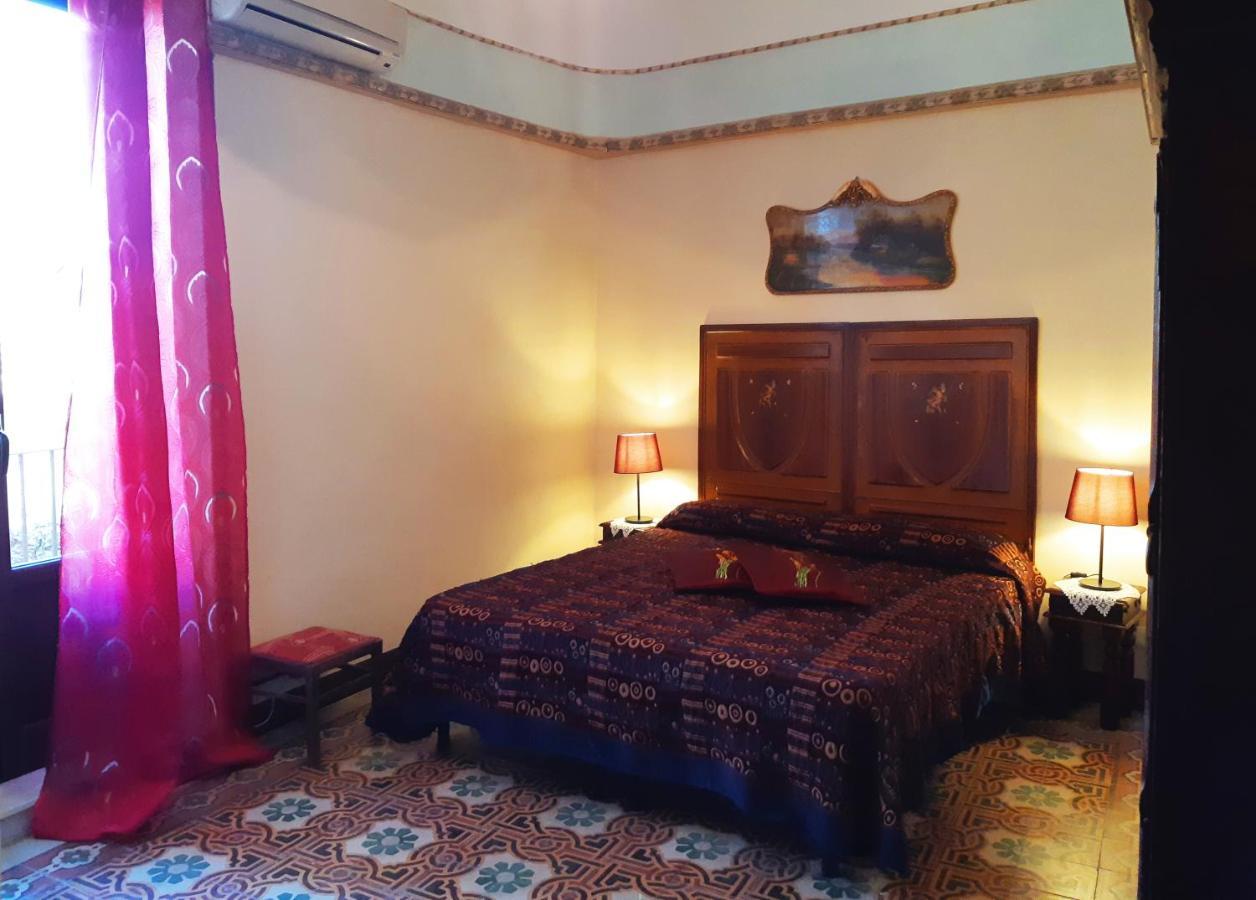 Antico Palazzo Affitti Brevi Panzió Piazza Armerina Kültér fotó