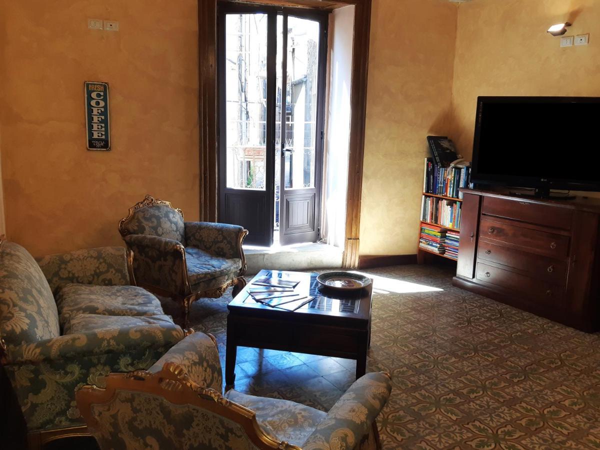 Antico Palazzo Affitti Brevi Panzió Piazza Armerina Kültér fotó